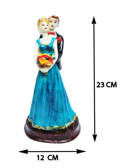 Loving Married Couple Statue Showpiece