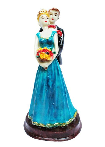 Loving Married Couple Statue Showpiece